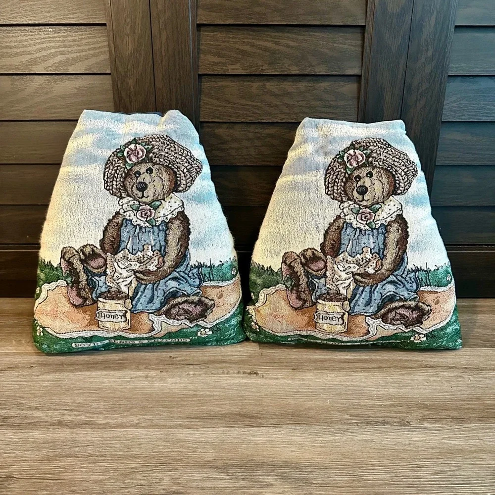Boyds Bears & Friends Tapestry Pillow Set Country Bear with Honey Pot Decor